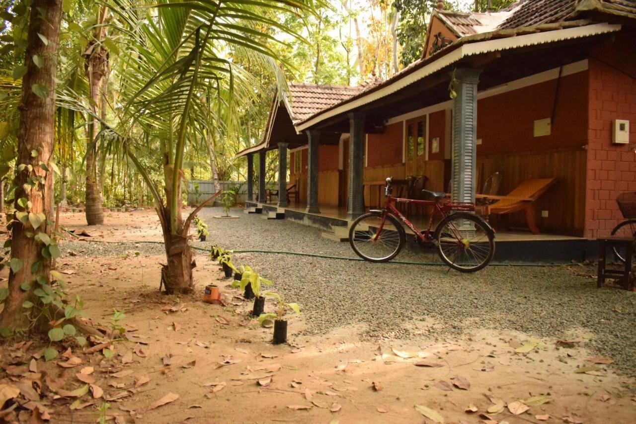 Mundro Green Land Heritage Villa By Voye Homes Mundrothuruth Bagian luar foto